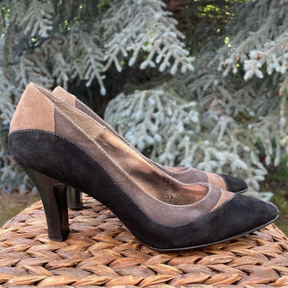 Sofft Brown Black & Tan Color-block Suede Leather Pointed Toe Dress Pumps. 8.5 - Picture 3 of 6